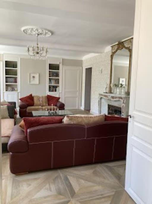 Belle Et Confortable Demeure Du XVII Eme Siecle Champagnac  Zewnętrze zdjęcie